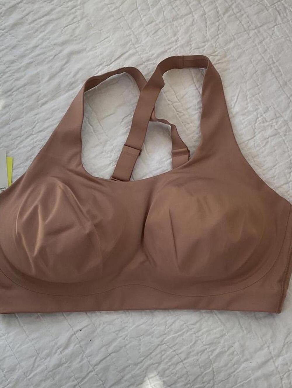 NWT All in Motion Seamless Nude Sports Bra with Adjustable Straps Size 42D